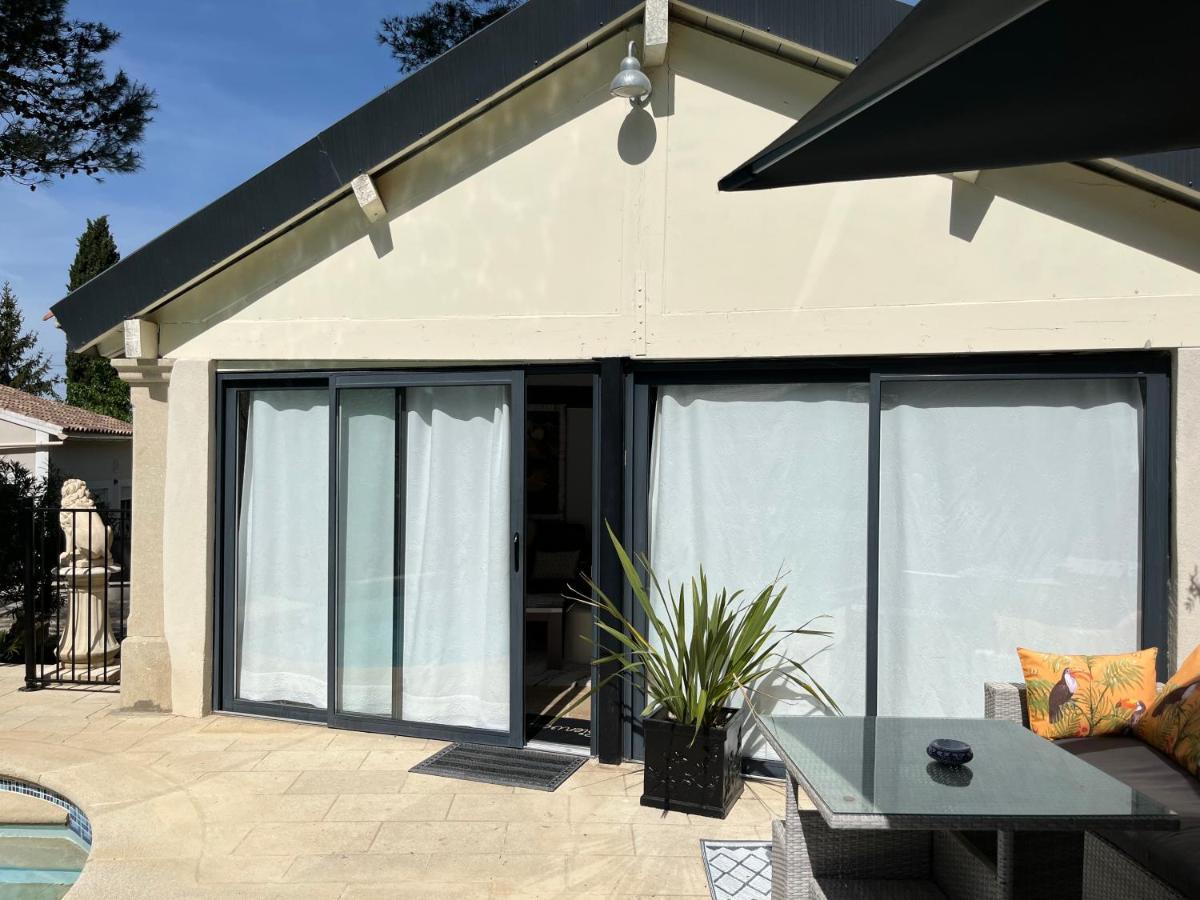 Gite des Estelles Axel avec espace Jacuzzi Cavaillon Exterior foto