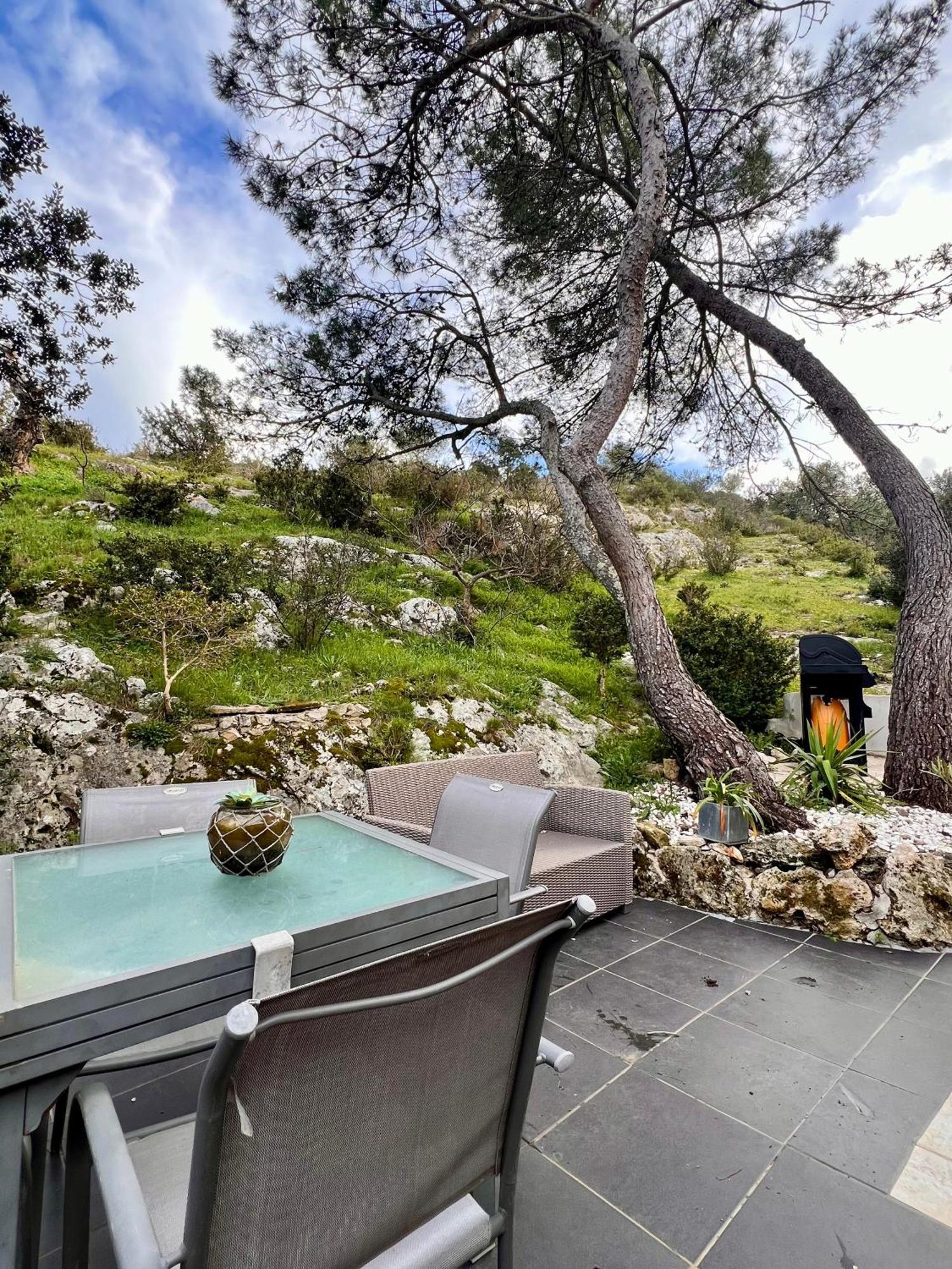 Gite des Estelles Axel avec espace Jacuzzi Cavaillon Exterior foto