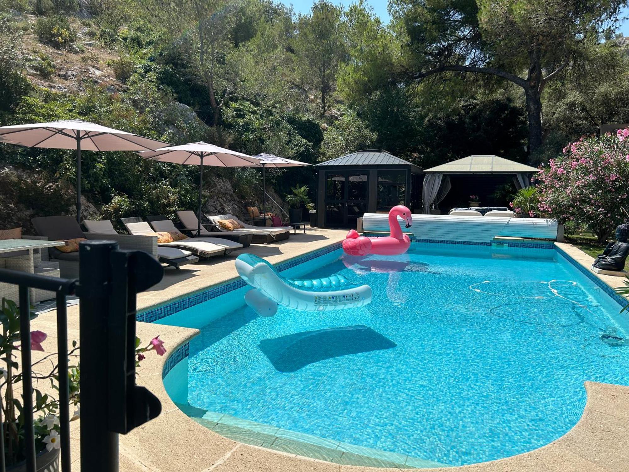 Gite des Estelles Axel avec espace Jacuzzi Cavaillon Exterior foto